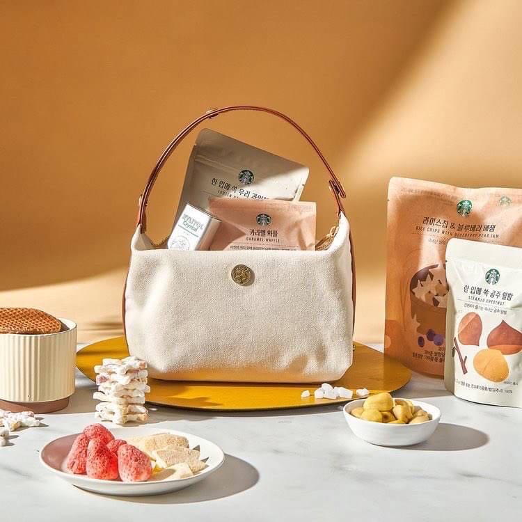 ♡starbucks korea 3-way pouch bag