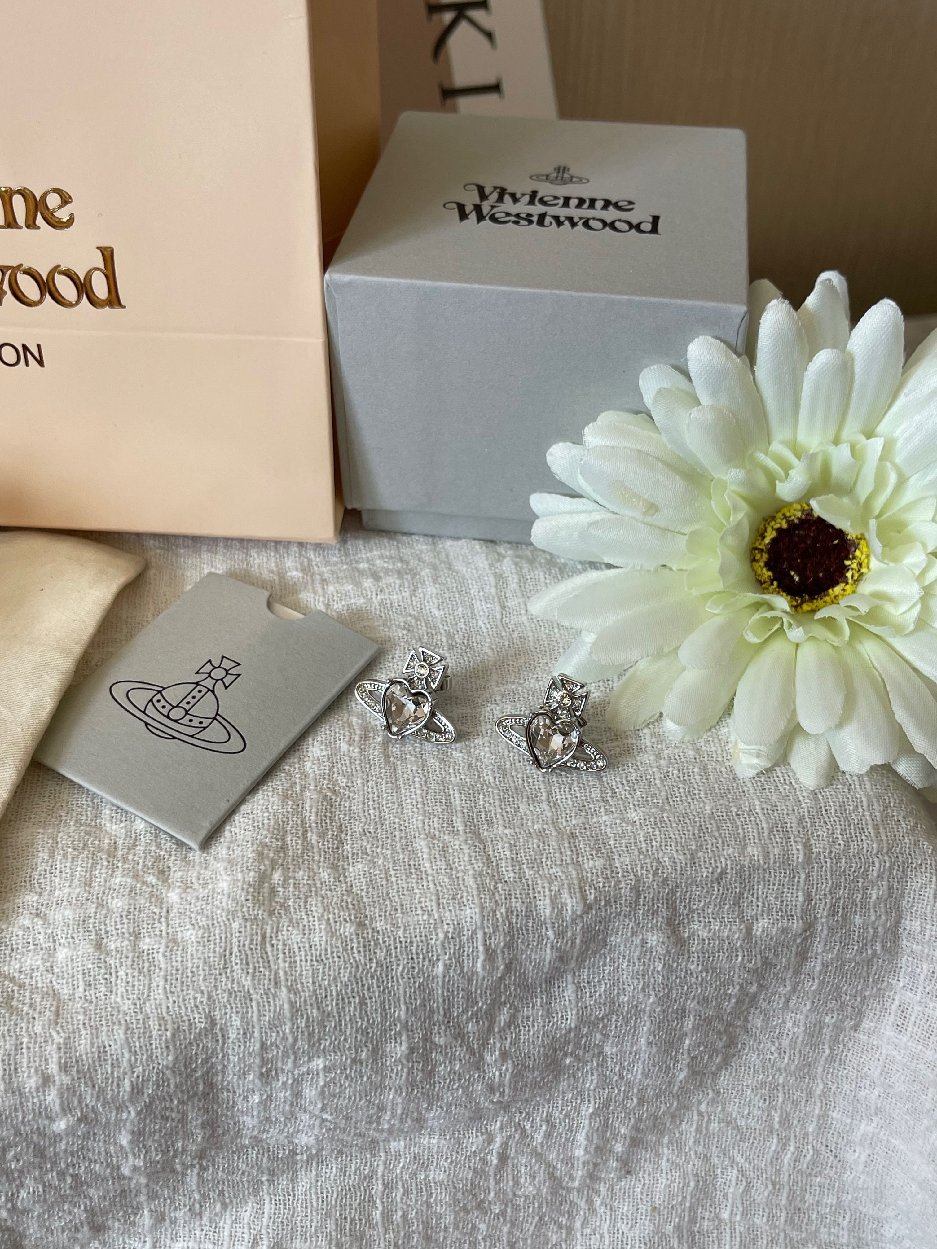 ต่างหู Like new วิเวียน westwood earrings SHW fullset