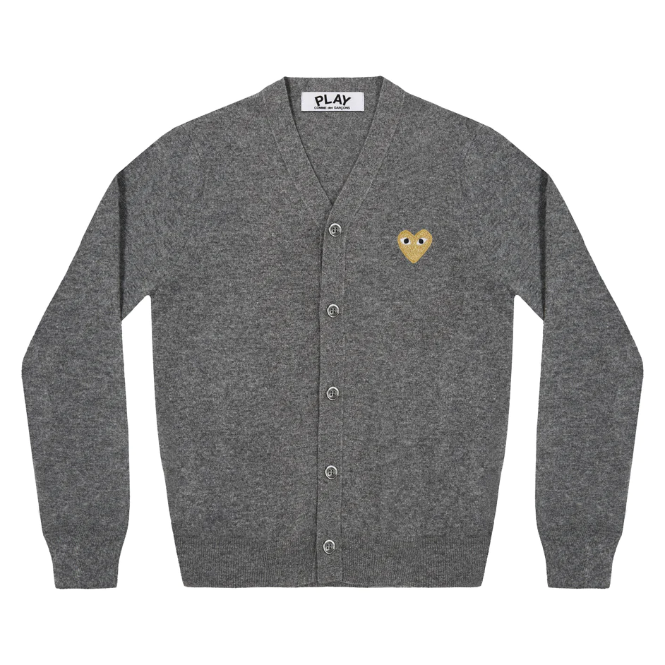 PLAY COMME des GARÇONS : เสื้อคาดิแกน Play Comme คอวีสีเทาหัวใจทอง (ของแท้จากญี่ปุ่น 100%)