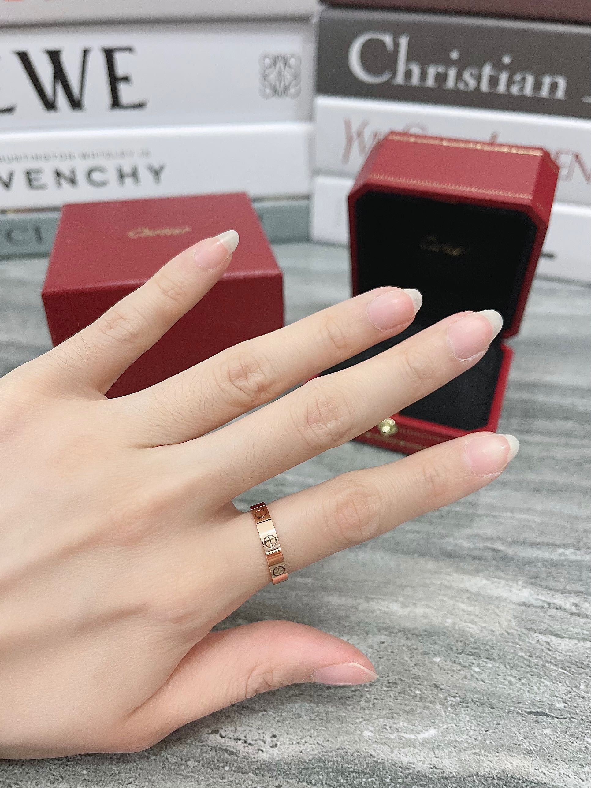 New Cartier love ring sm pink gold size 51 52 LINE SHOPPING