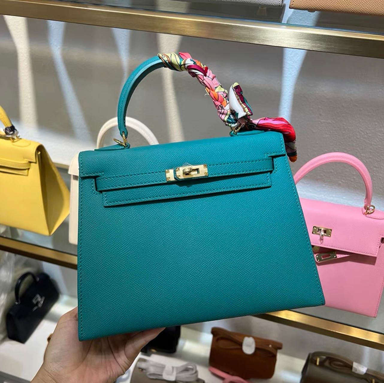 (Pre-order)หนังแท้100% 👜กระเป๋าสะพายข้างทรง H KL25 สี Vert Verone 