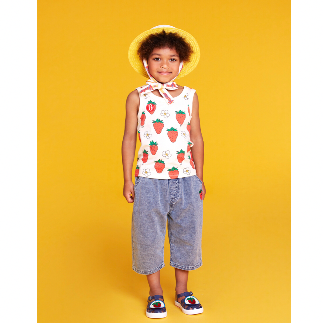 Strawberry Tank Top & Washing Denim Pants