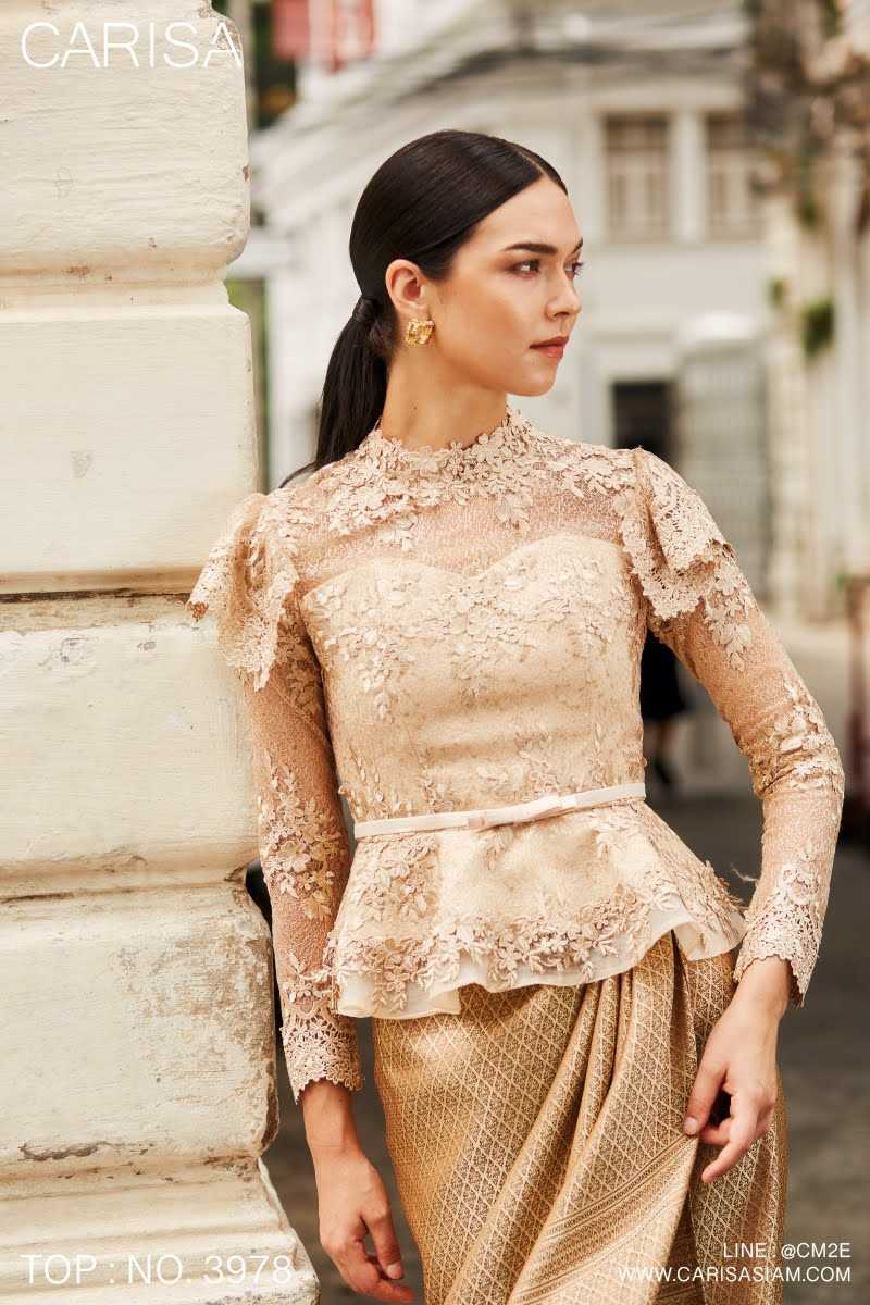 เสื้อลูกไม้สวย  ใส่ออกงานสำคัญๆ เกรดพรีเมี่ยม มีโครงชุดให้ภายในเสื้อใส่ขึ้นมาสวยได้รูป [3978]