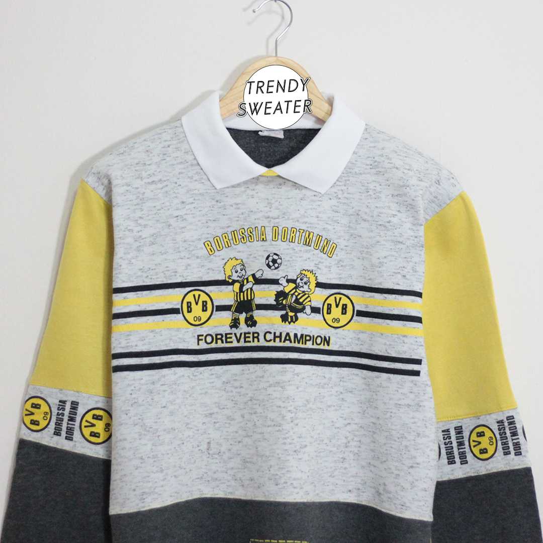 สเวตเตอร์ คอปก มือ 2 ลาย BORRUSSIA DORTMUND Size S