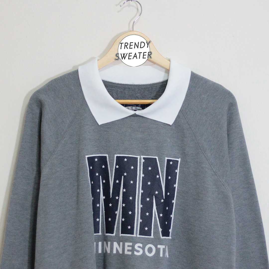 สเวตเตอร์ คอปก มือ 2 ลายปัก MINNESOTA Size XL