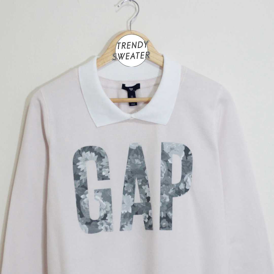 สเวตเตอร์ คอปก มือ 2 ป้าย Gap ลายพิมพ์ สีชมพูอ่อน Size S