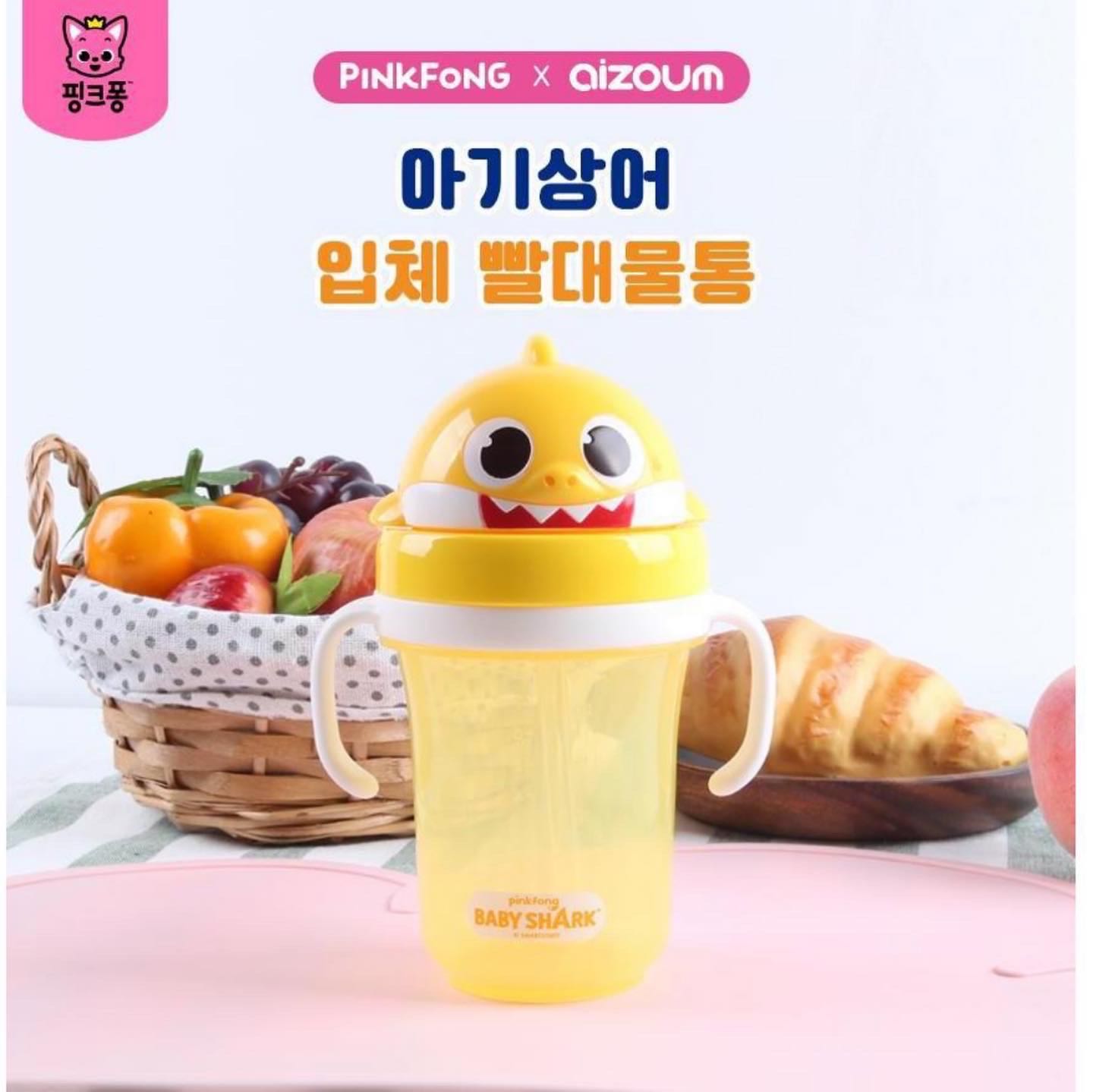 แก้วฝึกดูด Pinkfong Babyshark Straw Bottle