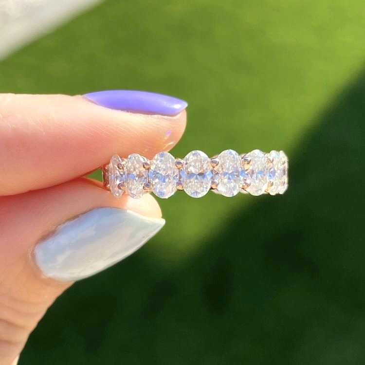 Oval full eternity