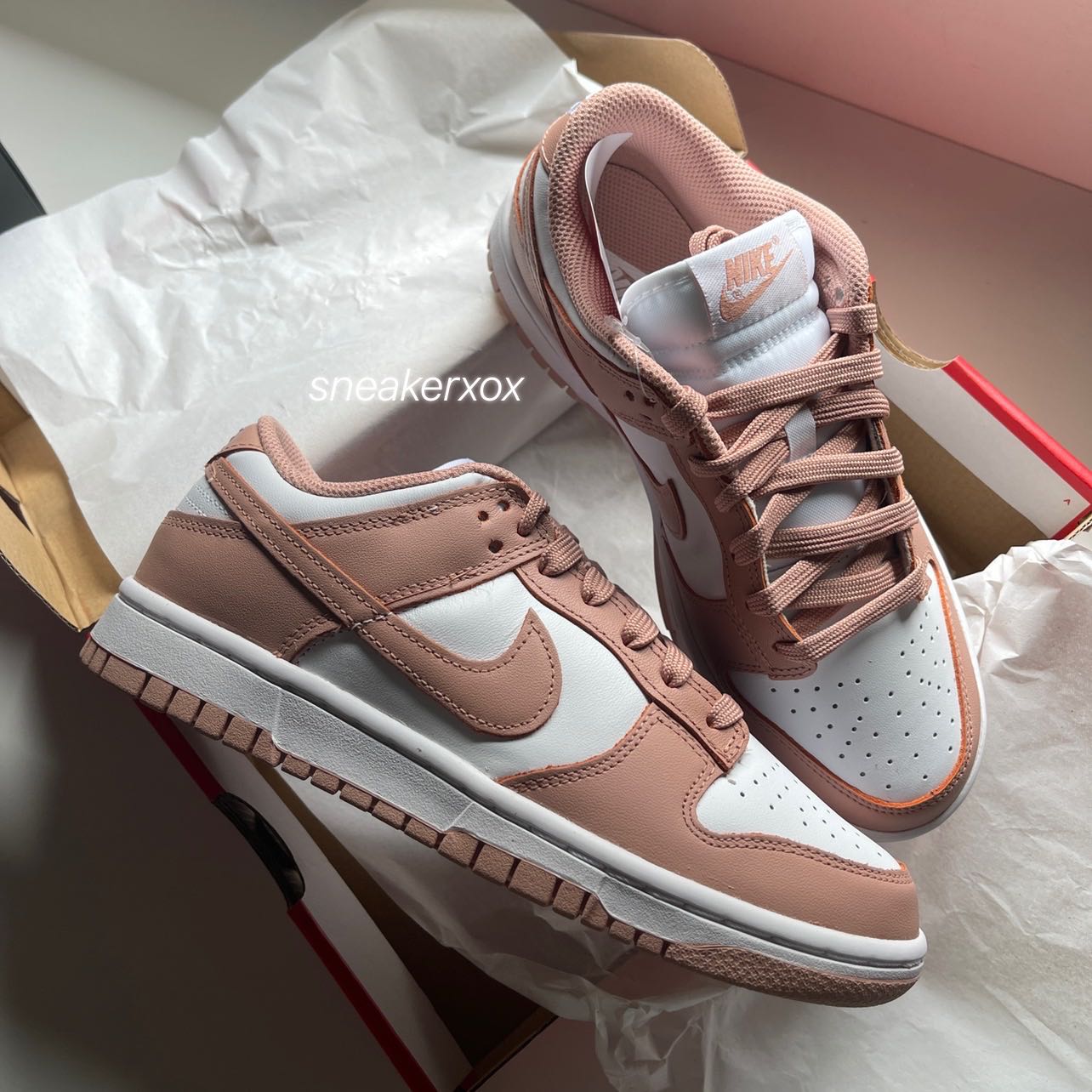 KB - Nike Dunk Low Rose Whisper Match T-Shirt main image 0