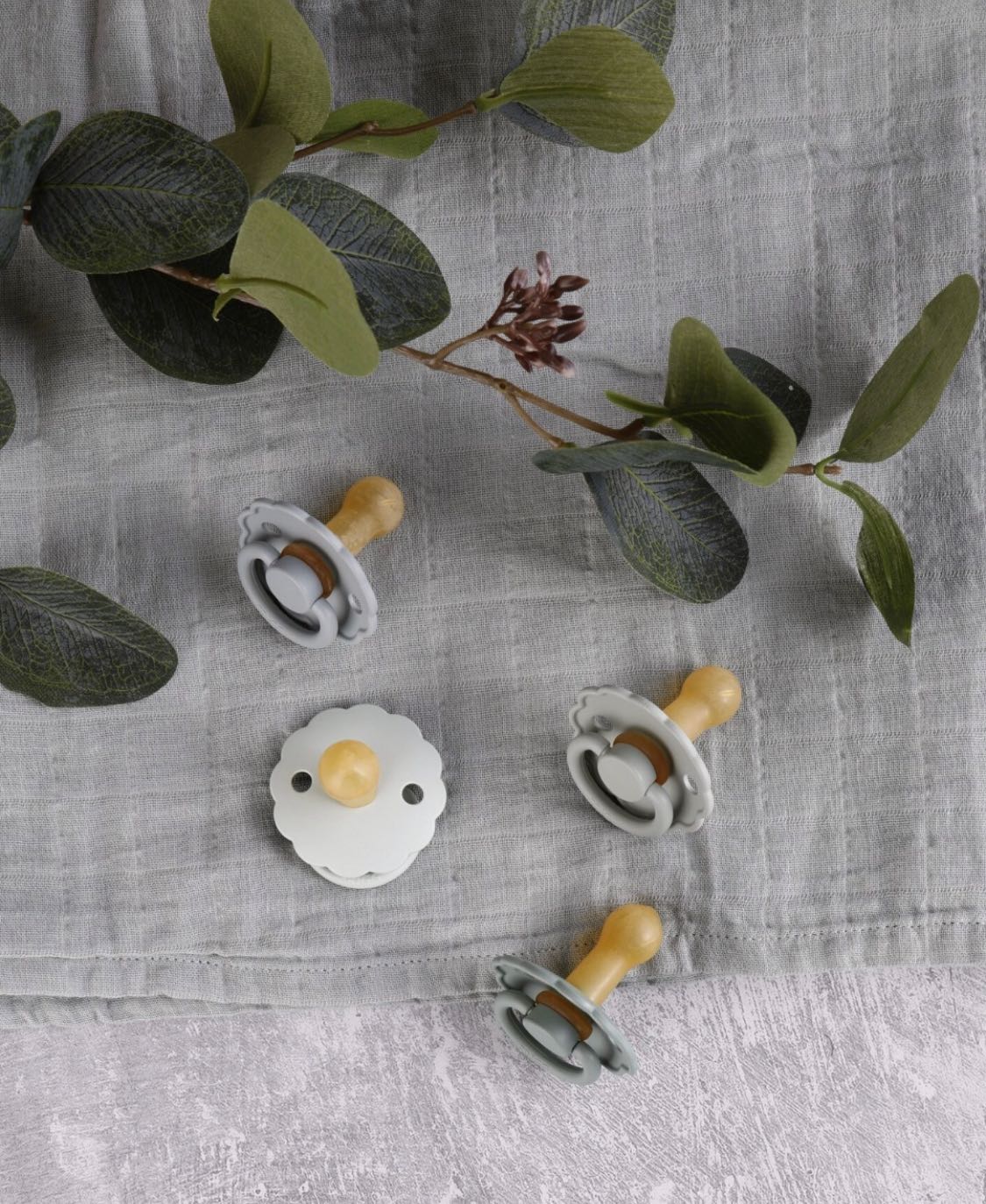 จุกหลอก Frigg : Daisy🇩🇰 Size.1(0-6M)
