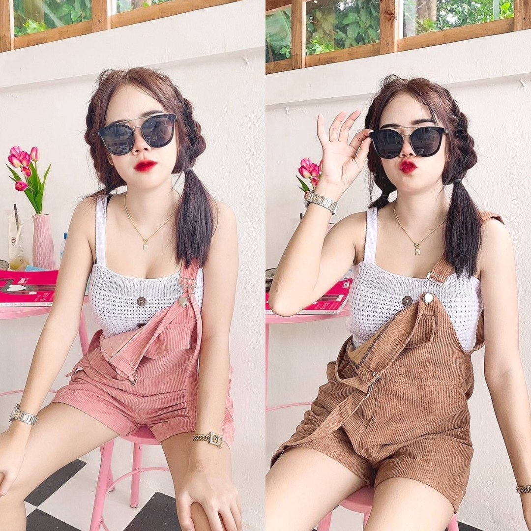 SET 2ชิ้น ชุดเซ็ตเอี๊ยม ขาสั้น และ เสื้อไหมพรมสายเดี่ยว