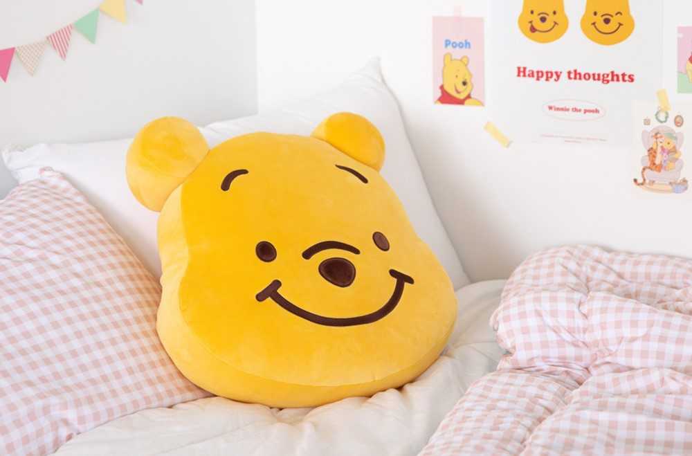 ( พร้อมส่ง ) Pooh Face Cushion หมอนอิงหมีพลูห์