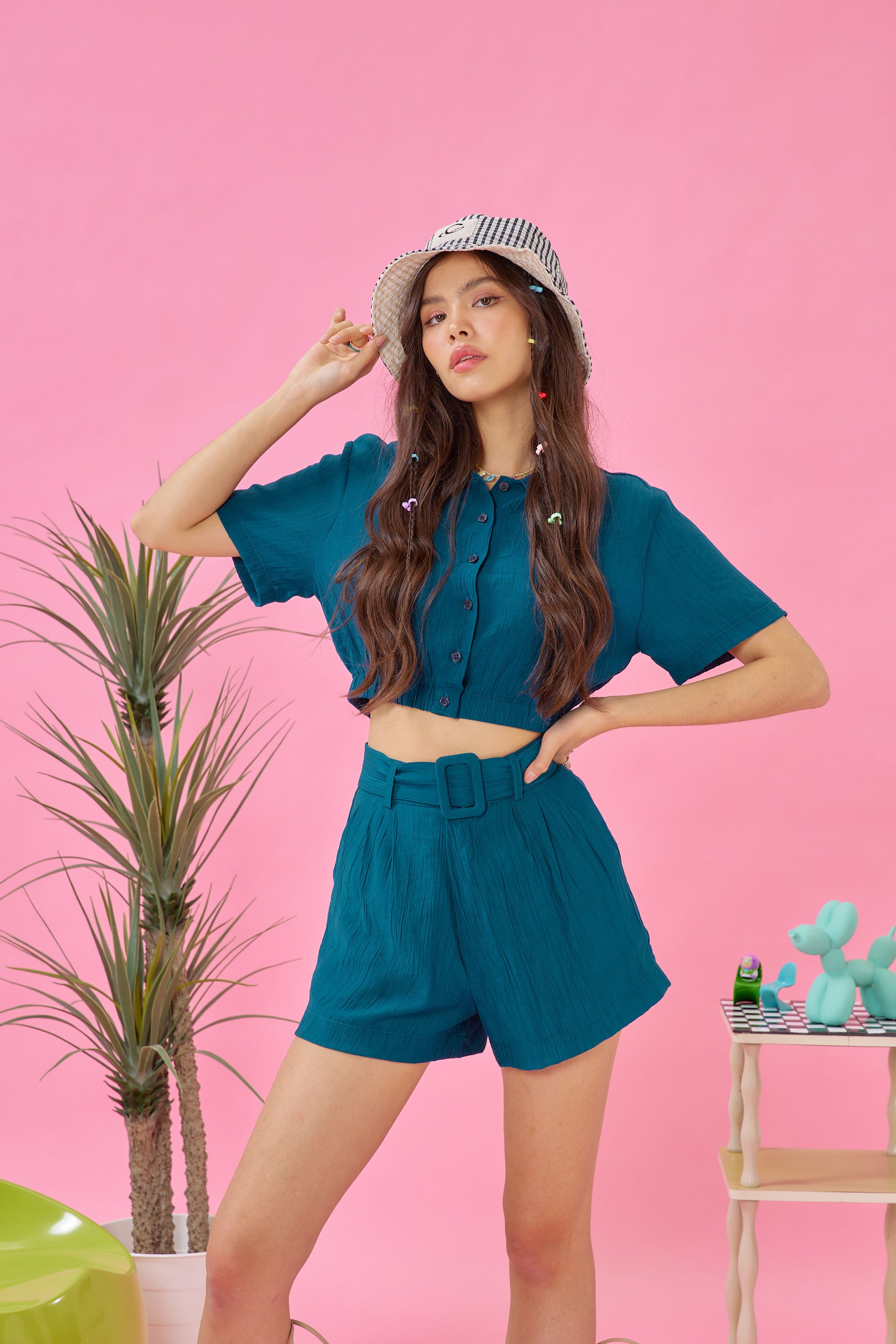Crumble Shorts in Turquoise Blue
