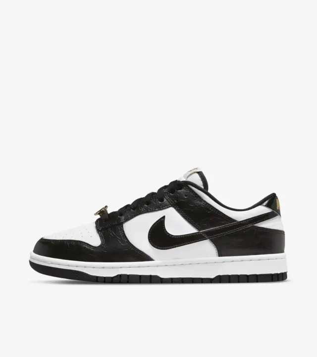 Nike Dunk Low Retro SE White and Black