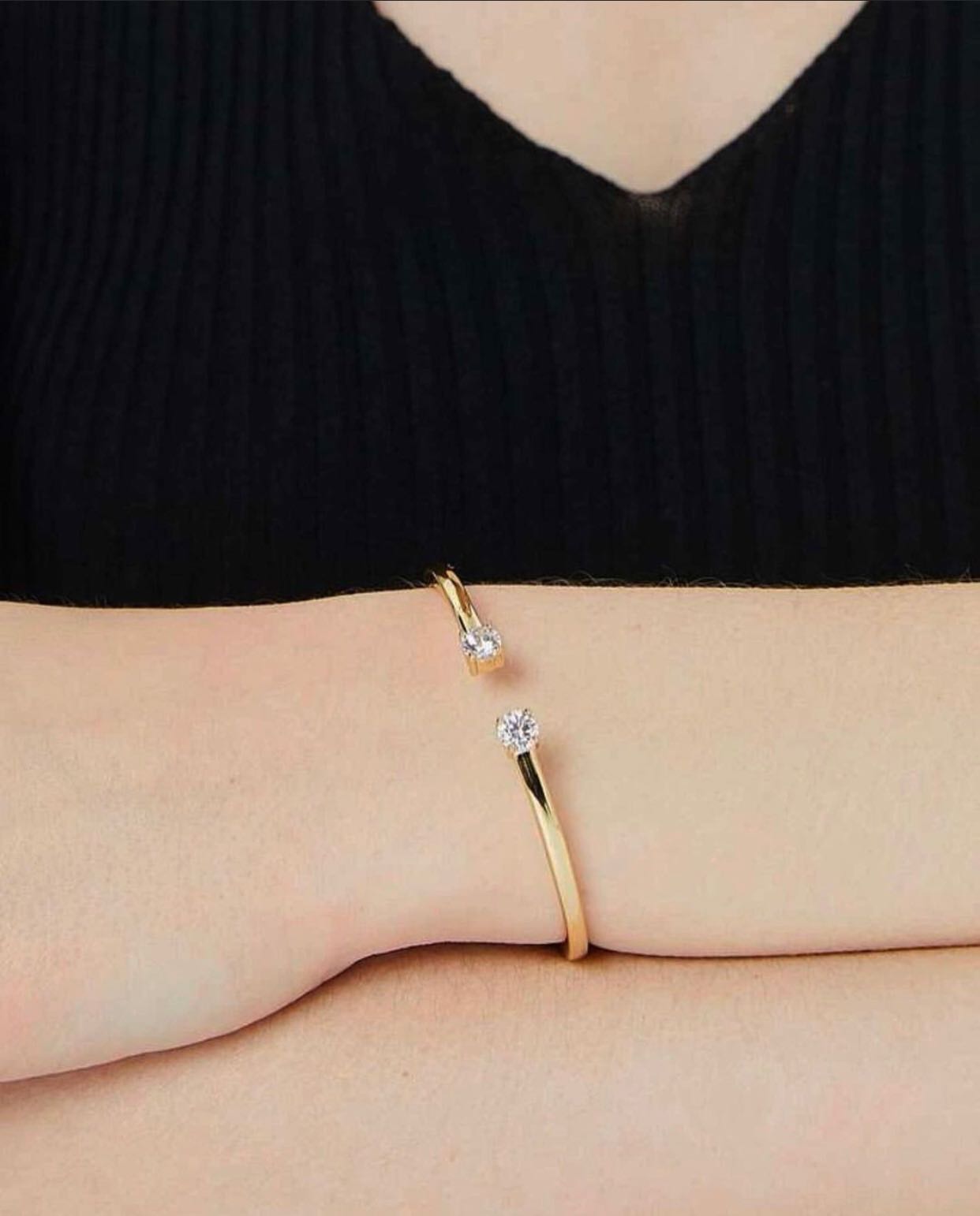 18K gold plated “ Selena bangle”
