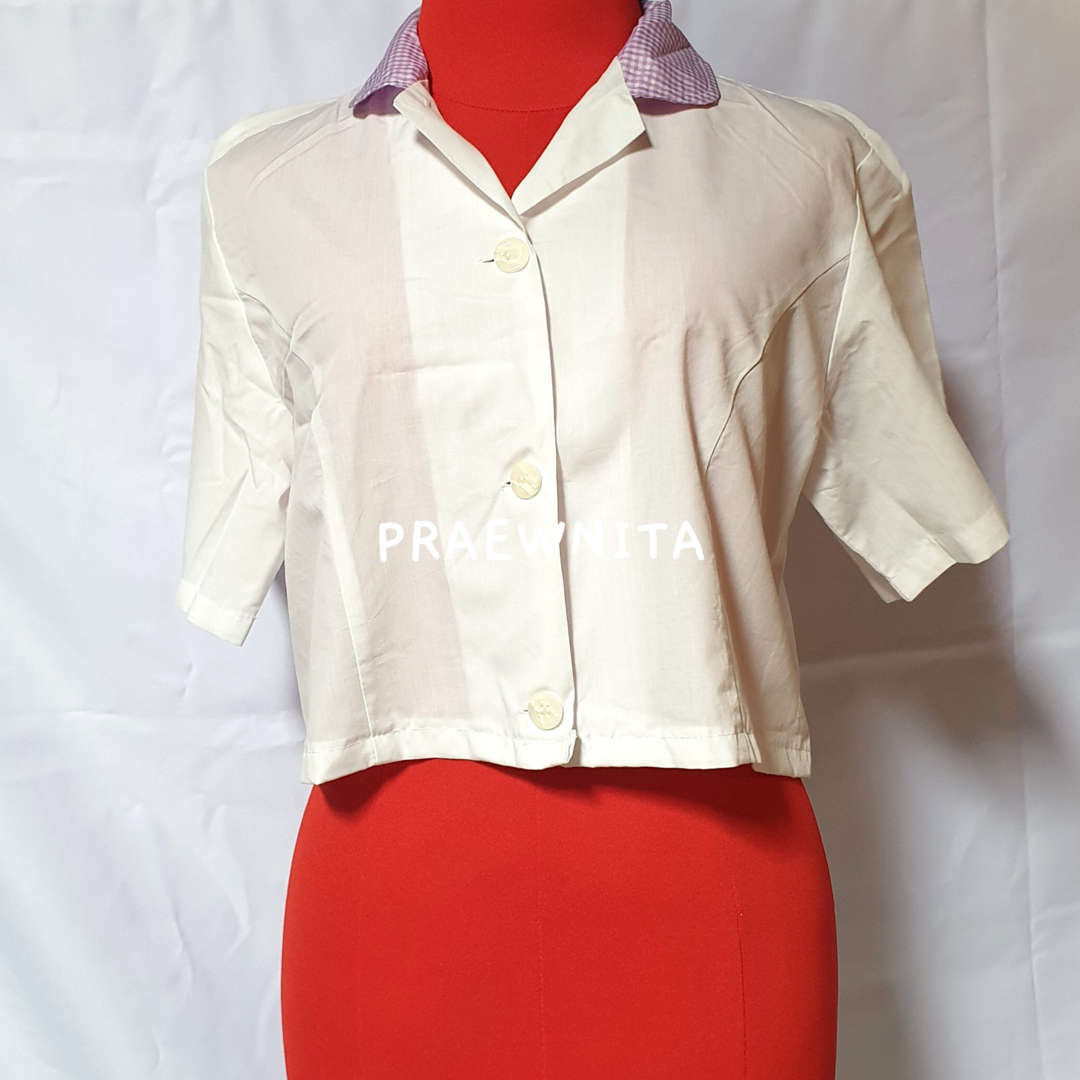 (อ่านก่อนซื้อ) เสื้อมือสอง เสื้อครอปสีขาว เสื้อเชิ้ต no.0107