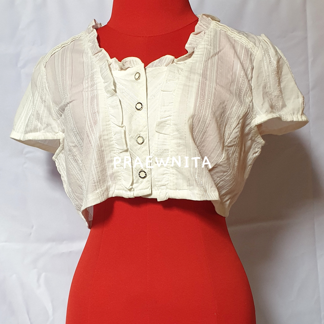 (อ่านก่อนซื้อ) เสื้อมือสอง เสื้อครอปสีขาว เสื้อเชิ้ต no.0105