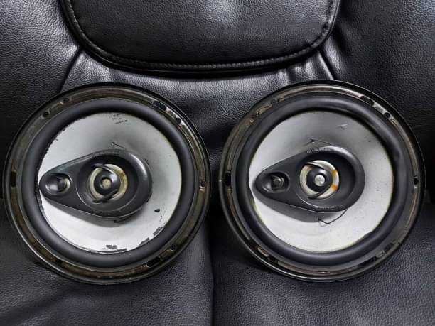 ลำโพงPioneer 2ทางMade in Japanเบสลอยกลางใสสะอาดชัดแหลวพริ้วฟังดีครบทุกรายละเอียดเสียงร้องกังวาล