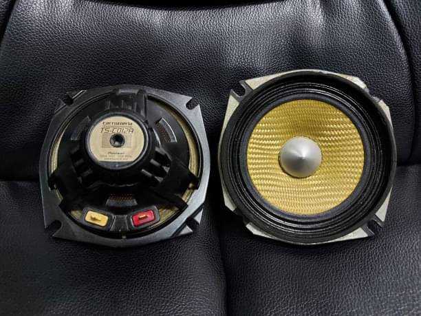 ลำโพงCarrozzeria TS-C012A 4นิ้วMade in Japanแม่เหล็กเหลวให้เสียงสะอาดSQหรูเบสนุ่มนำเข้าแท้