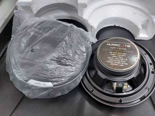 ลำโพง 6.5 Hurricane HP-1646 4ทาง 300Wเซอราว์นรอบทิศทางครบทุกอรรถรสพร้อมฝาครอบคู่เดียวตอบโจทย์