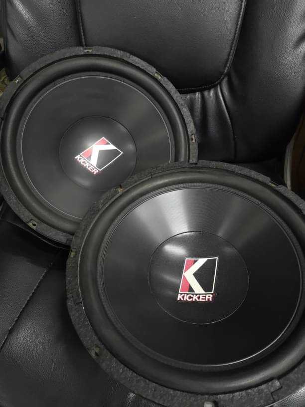 ดอกซับ12นิ้ว kicker free air f12Aเสียงดีฟังสบายไฮเอ็นถ่ายทอดเสียงอย่างมีคุณภาพไม่กินวัตต์นำเข้าUSA
