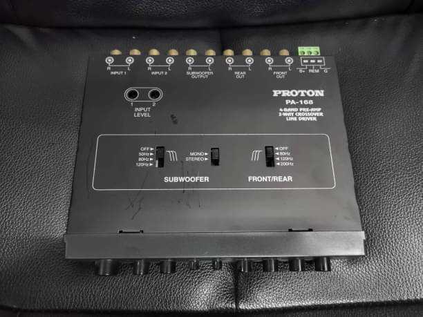 ปรีแอมป์และครอสโอเวอร์ Proton PA-168 2ทางLine Driver แยกซับเบสแยกคู่หน้า-หลังได้ ปรับได้ถี่เสียงดีใส