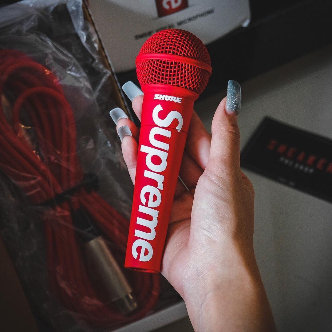  Supreme x SHURE SM58 Vocal Microphone