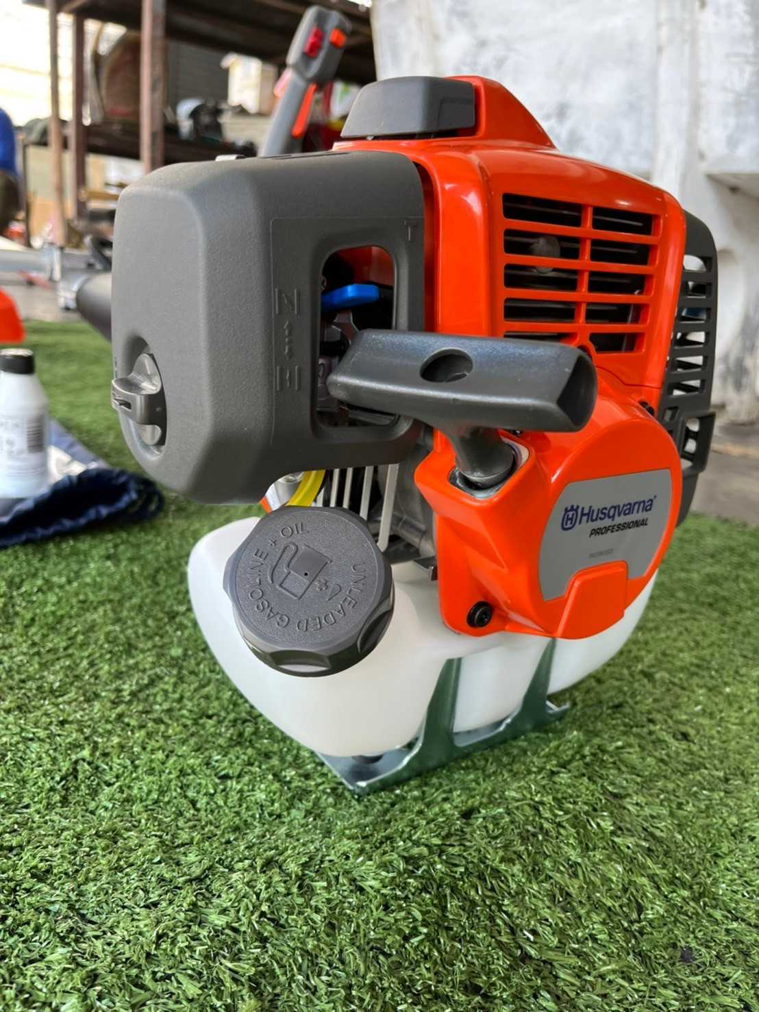 Husqvarna เครื่องตัดหญ้า รุ่น 541RS แท้100% 2 จังหวะ ประกัน 1ปี