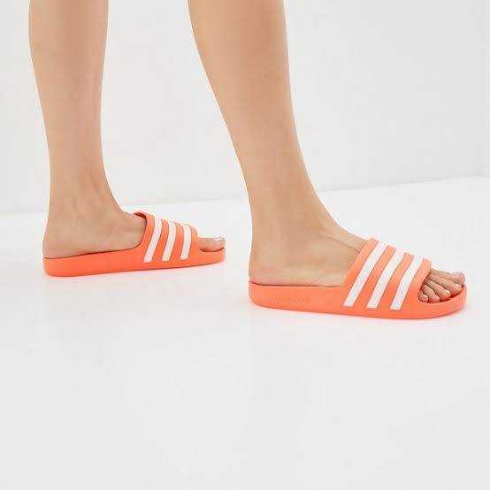 รองเท้าแตะ Adilette Aqua สีส้ม