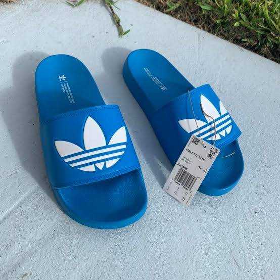 รองเท้าแตะ Adidas Adilette Lite