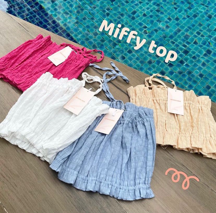 𝐌𝐢𝐟𝐟𝐢 𝐭𝐨𝐩 ♡ เกาะอกมีสายคล้องคอ ผ้ายับไม่ต้องรีด