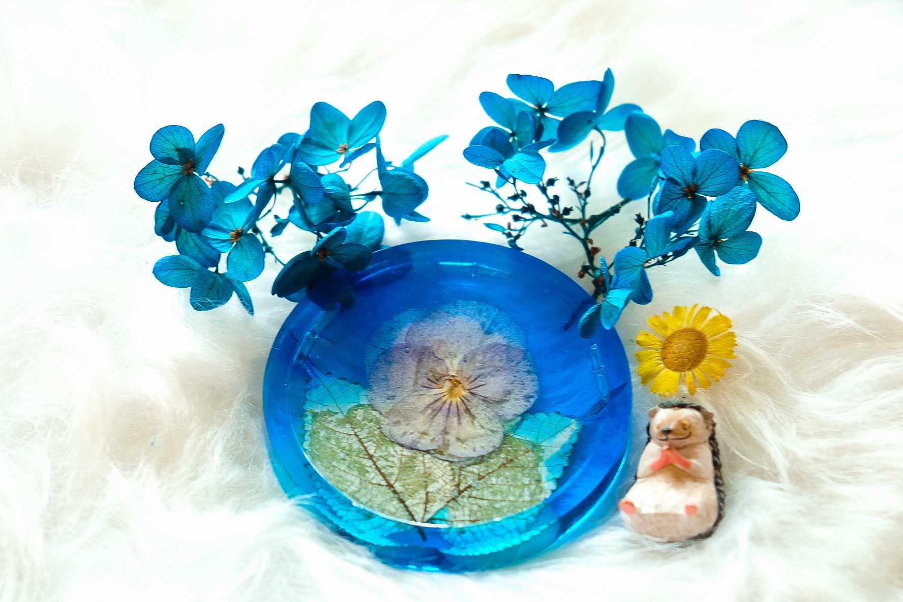 Coaster with Violet flower 