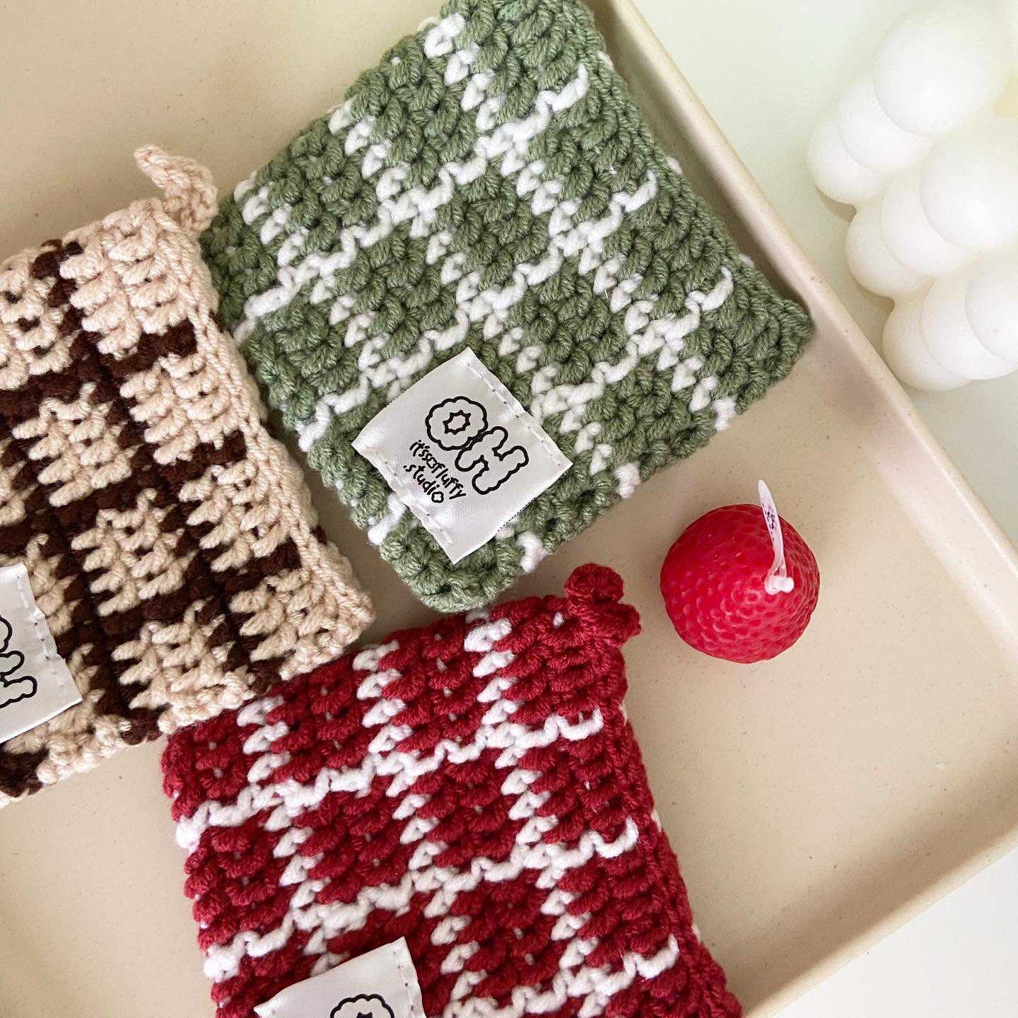 ที่รองแก้ว mini coaster รุ่น  square addict 🟨✨:  4 colors @IF7