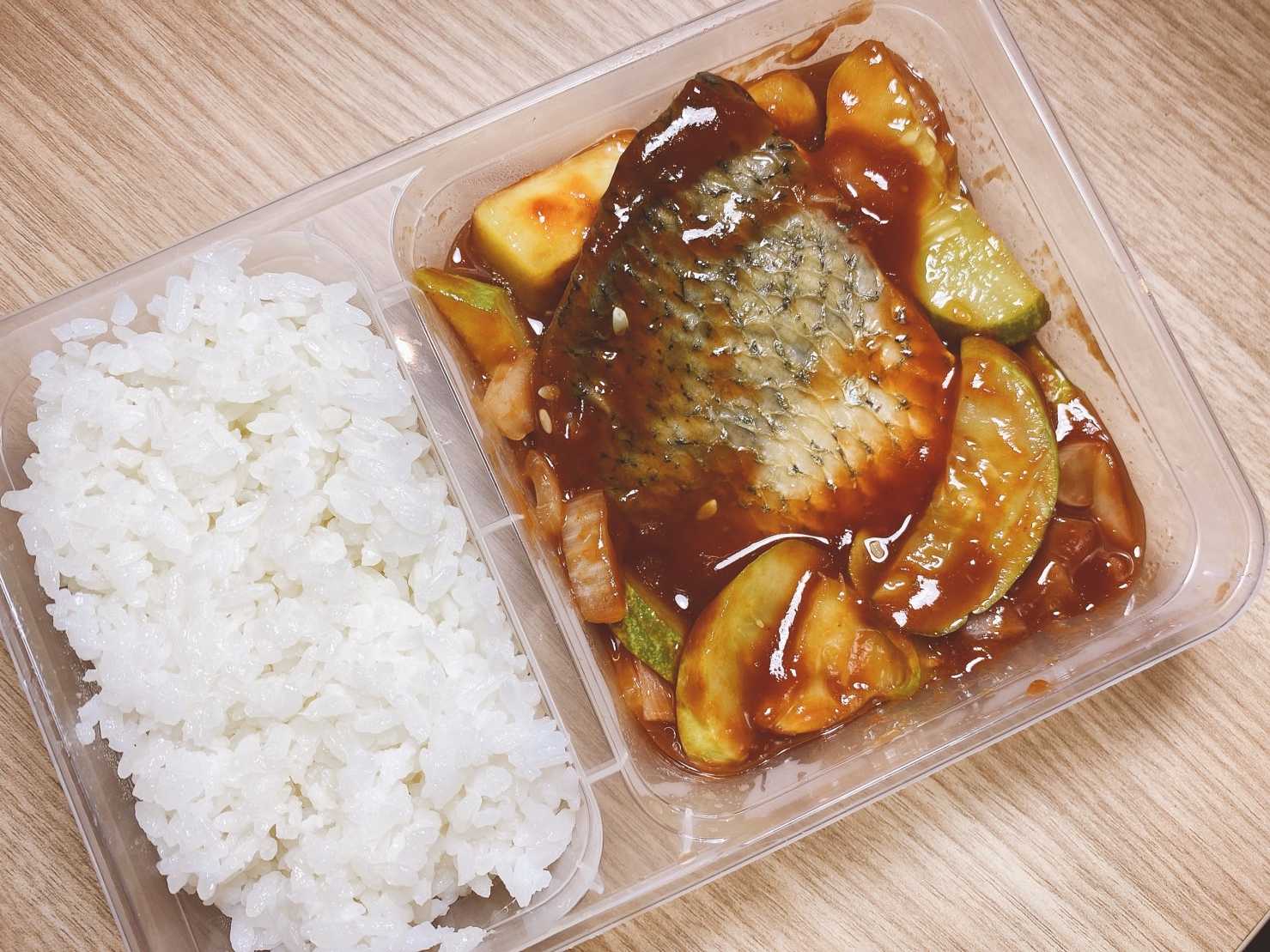 E11 ข้าวกะพงผัดเปรี้ยวหวาน