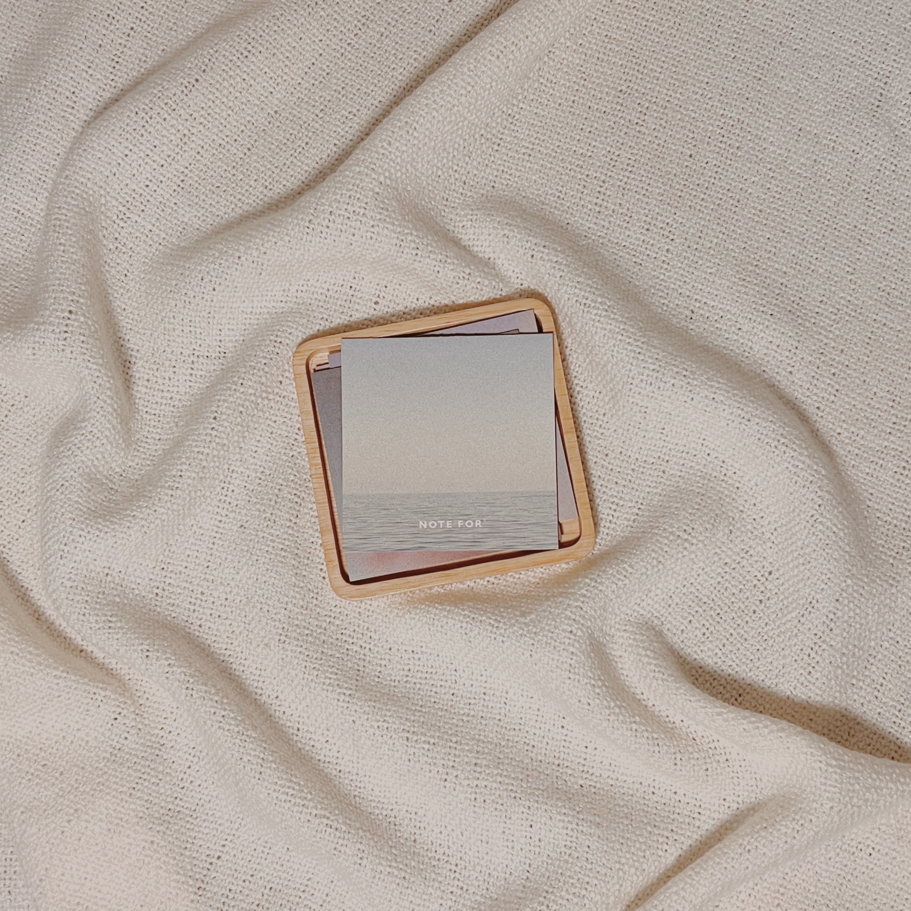 SMALL TRAY - SQUARE