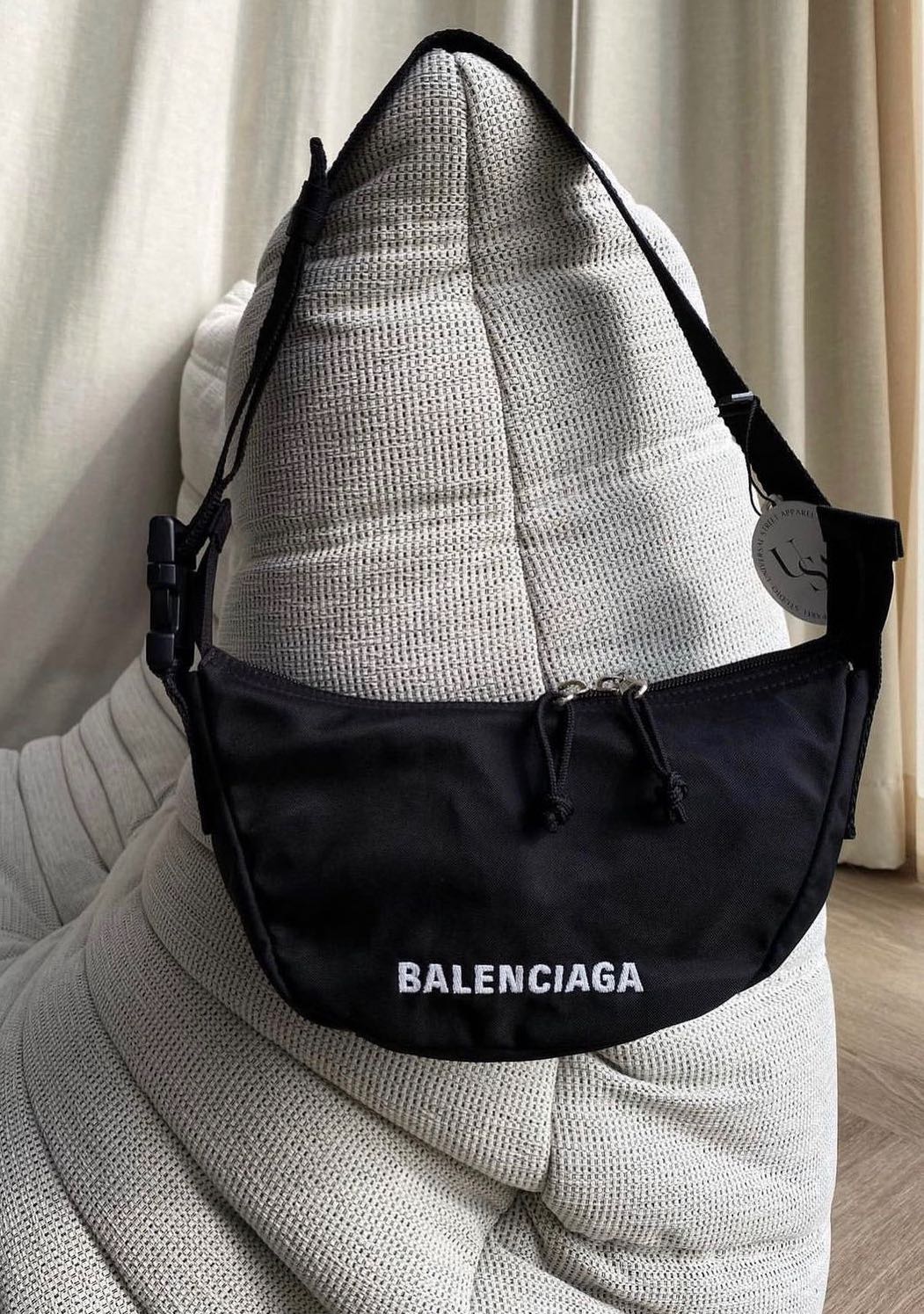 Balenciaga wheel slig bag