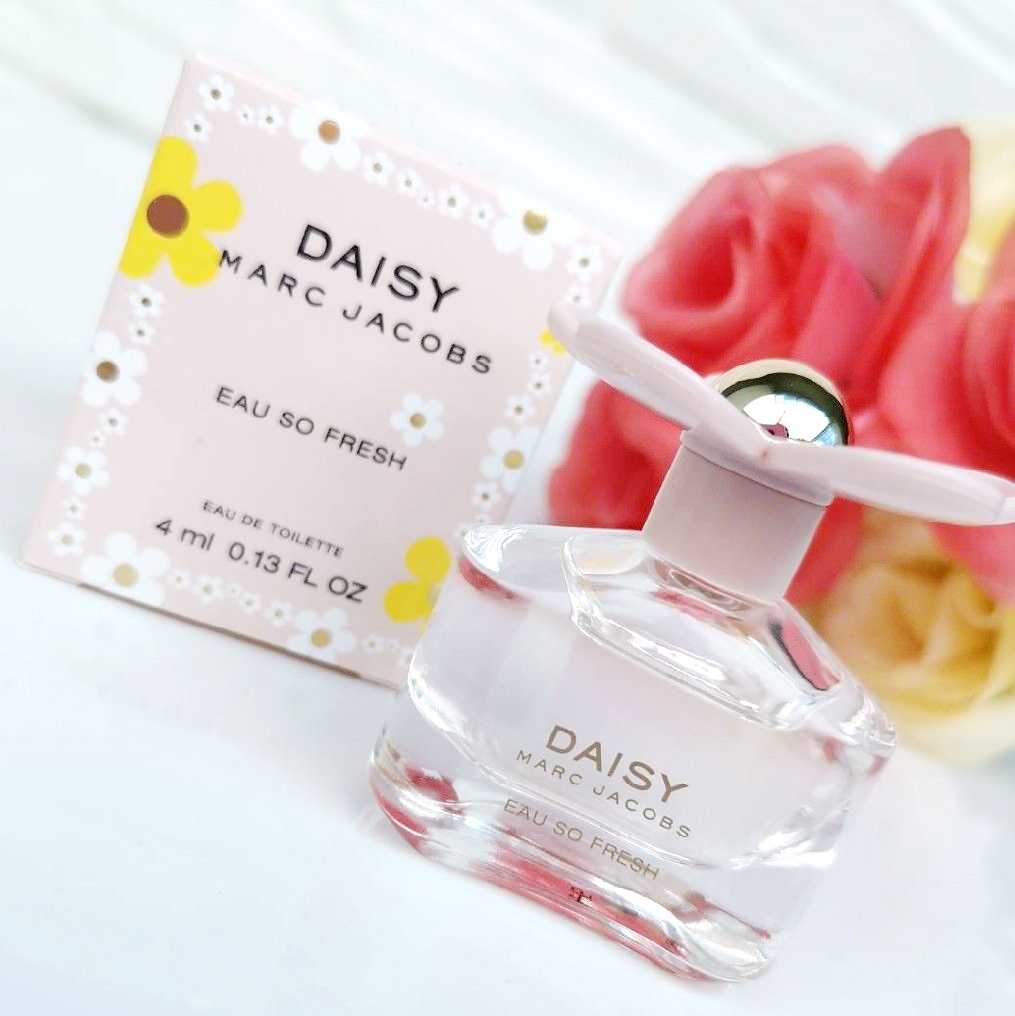 MARC JACOBS Daisy Eau So Fresh EDT 4 ml น้ำหอมจิ๋ว น้ำหอมมินิ หัวแต้ม