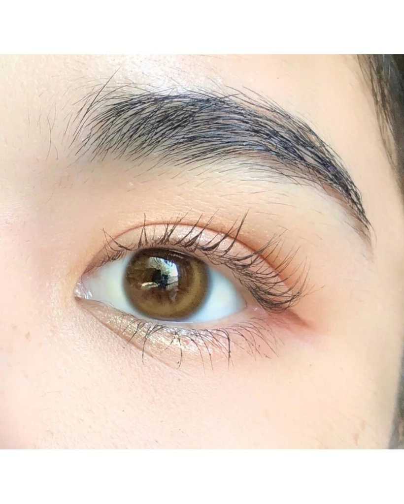 คอนแทคเลนส์ รุ่น Magic Hole Brown (Chestnut) ขนาดพอดีตา