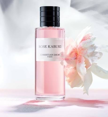 Rose kabuki