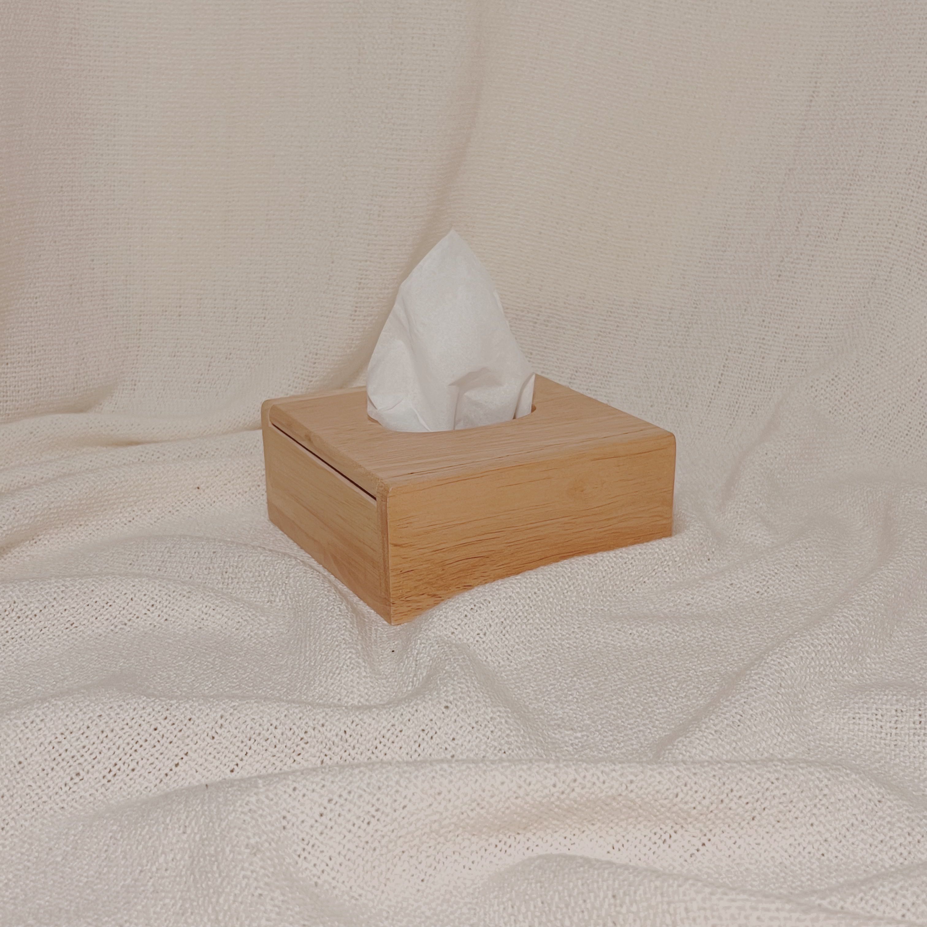 TISSUE BOX