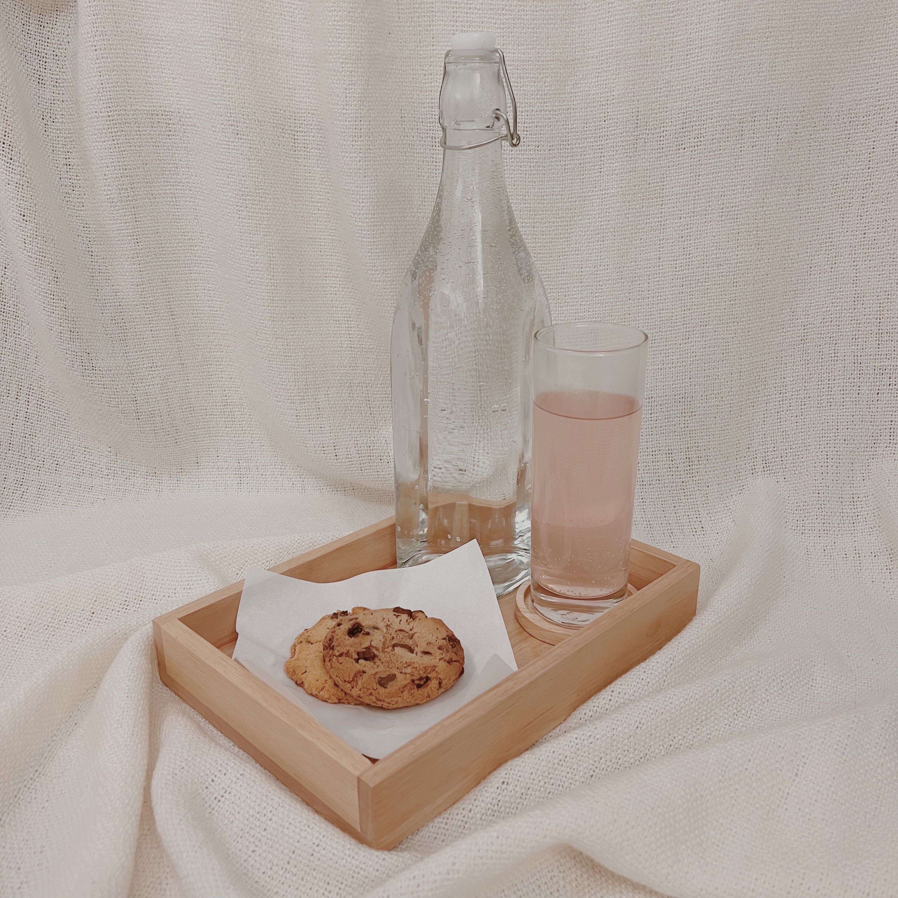 GIANT TRAY
