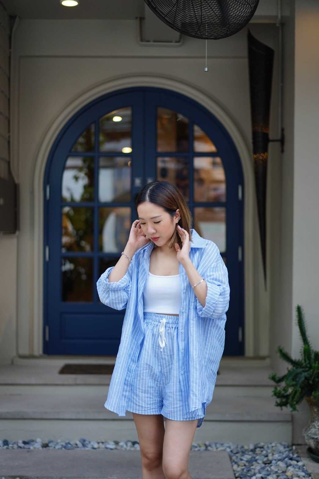 SLAY. Bagel Strip Linen Set ชุดเสื้อและกางเกงขาสั้นผ้าลินิน (ซับในทั้งตัว)