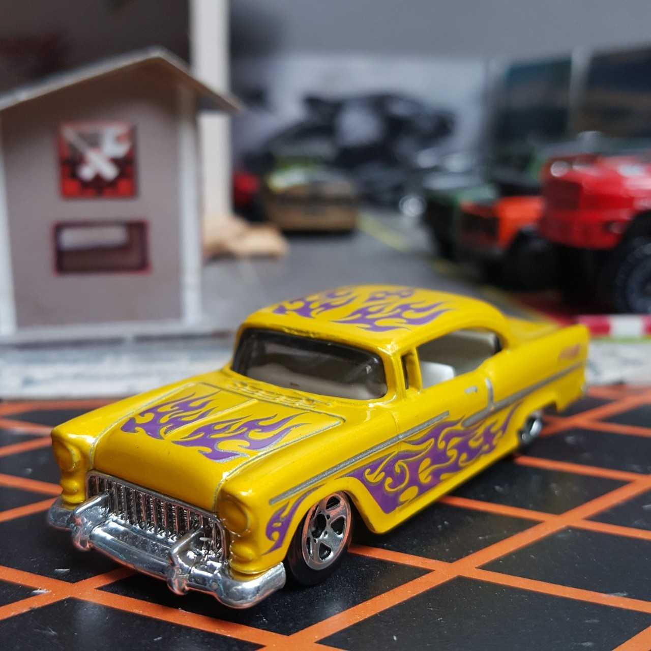 Hot Wheels 55 Chevy TM GM LINE SHOPPING