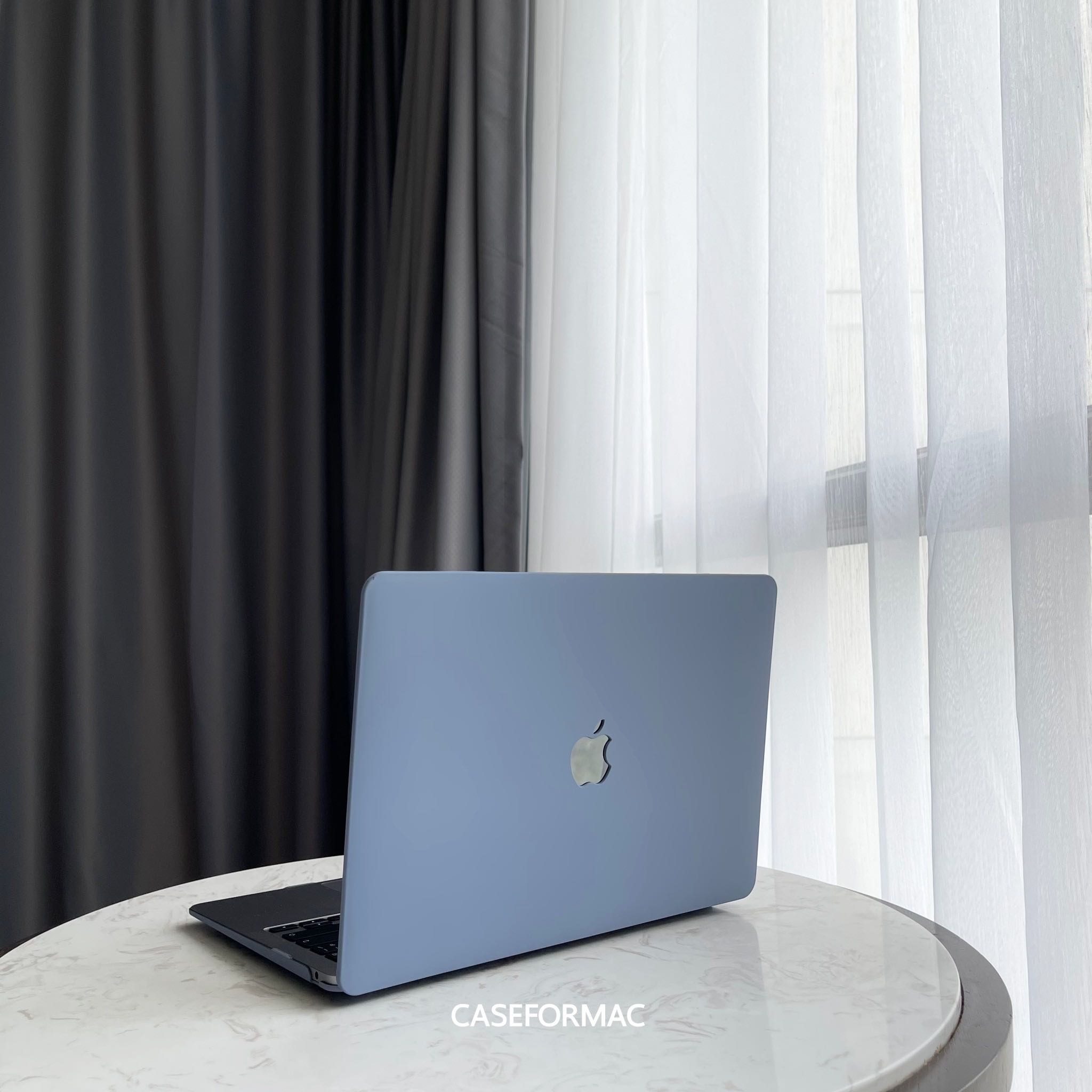 เคสแมคบุ๊คสีฟ้าเข้ม เจาะโลโก้ Deep Blue Matte (Logo cut out)