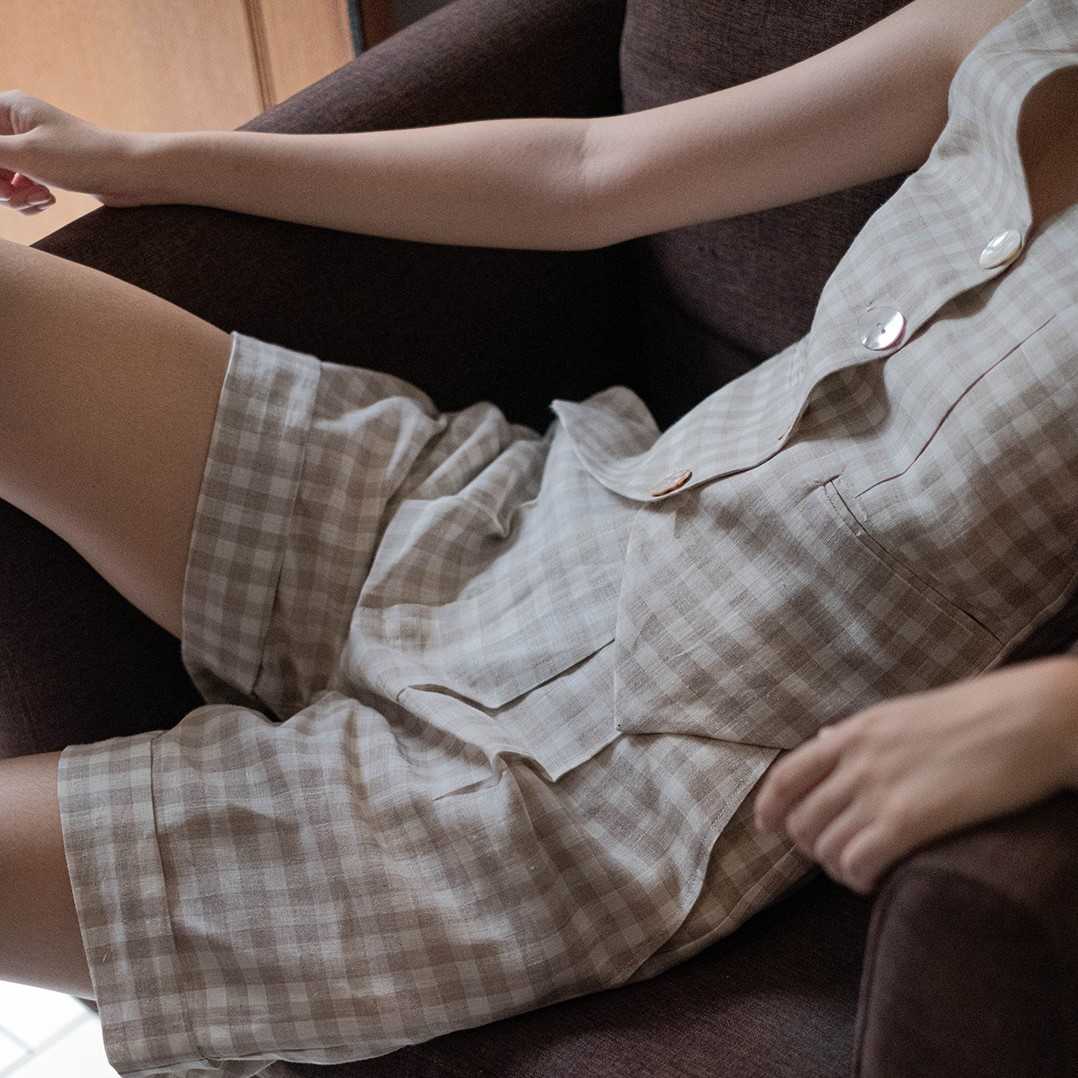 Linen Pleated Shorts