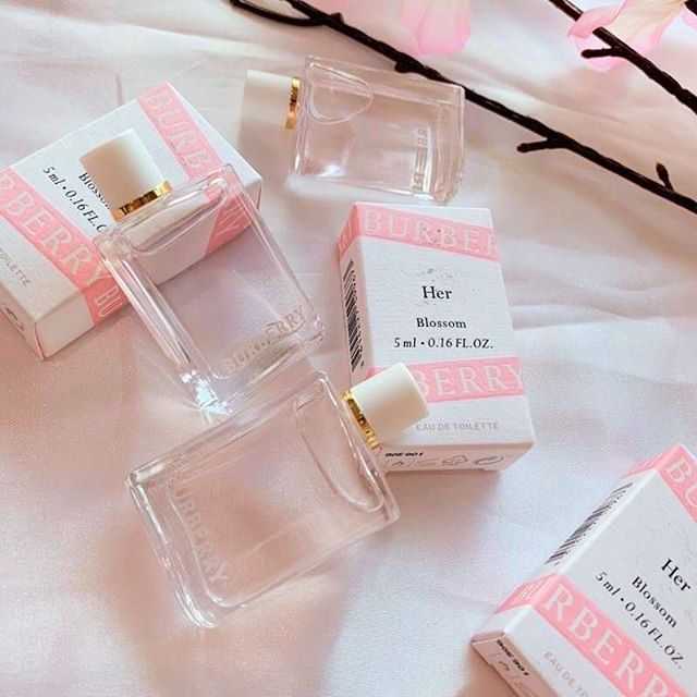 มินิ Burberry her blossom edt  5ml