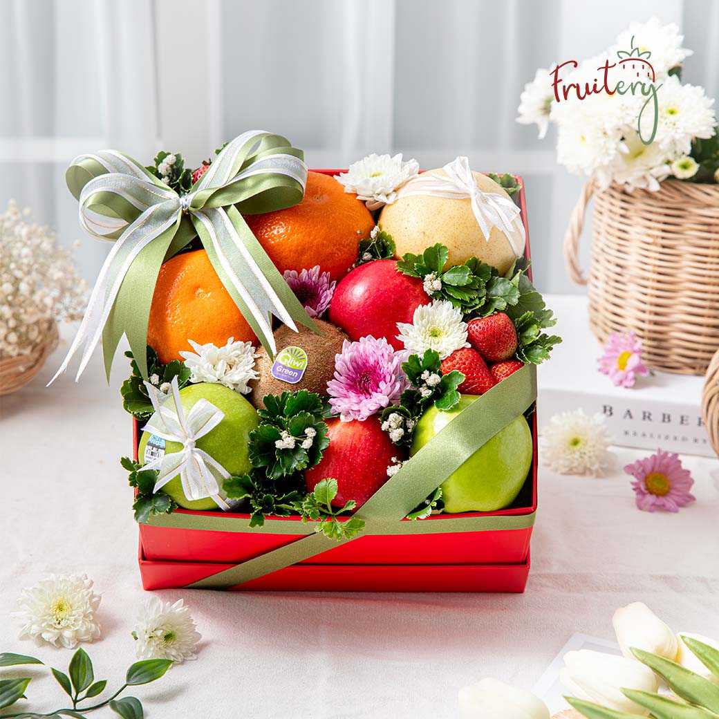 PB01 Fruit & Flower Gift Box