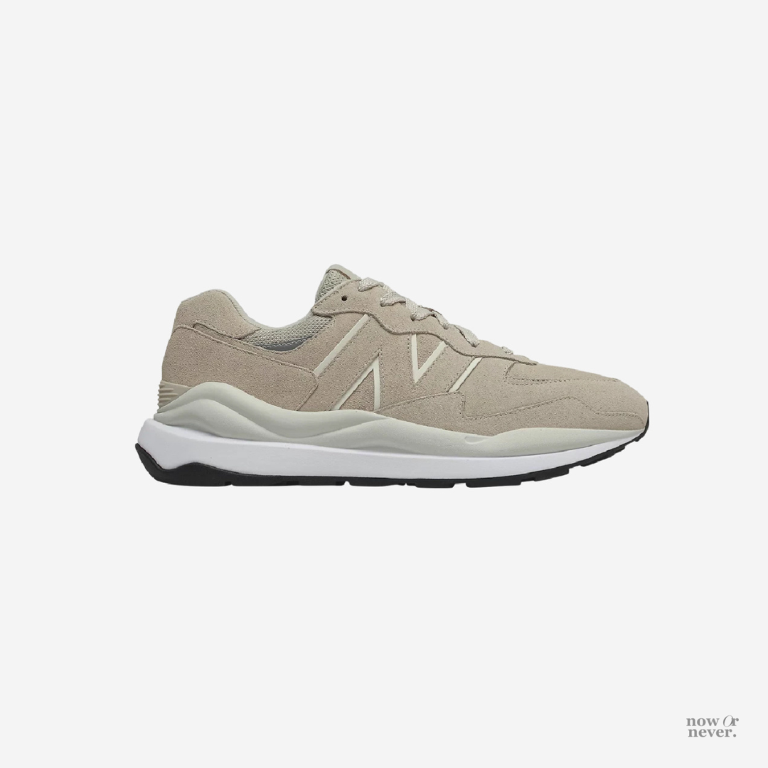 [PRE-ORDER] NEW BALANCE 5740 MOONBEAM SEA SALT