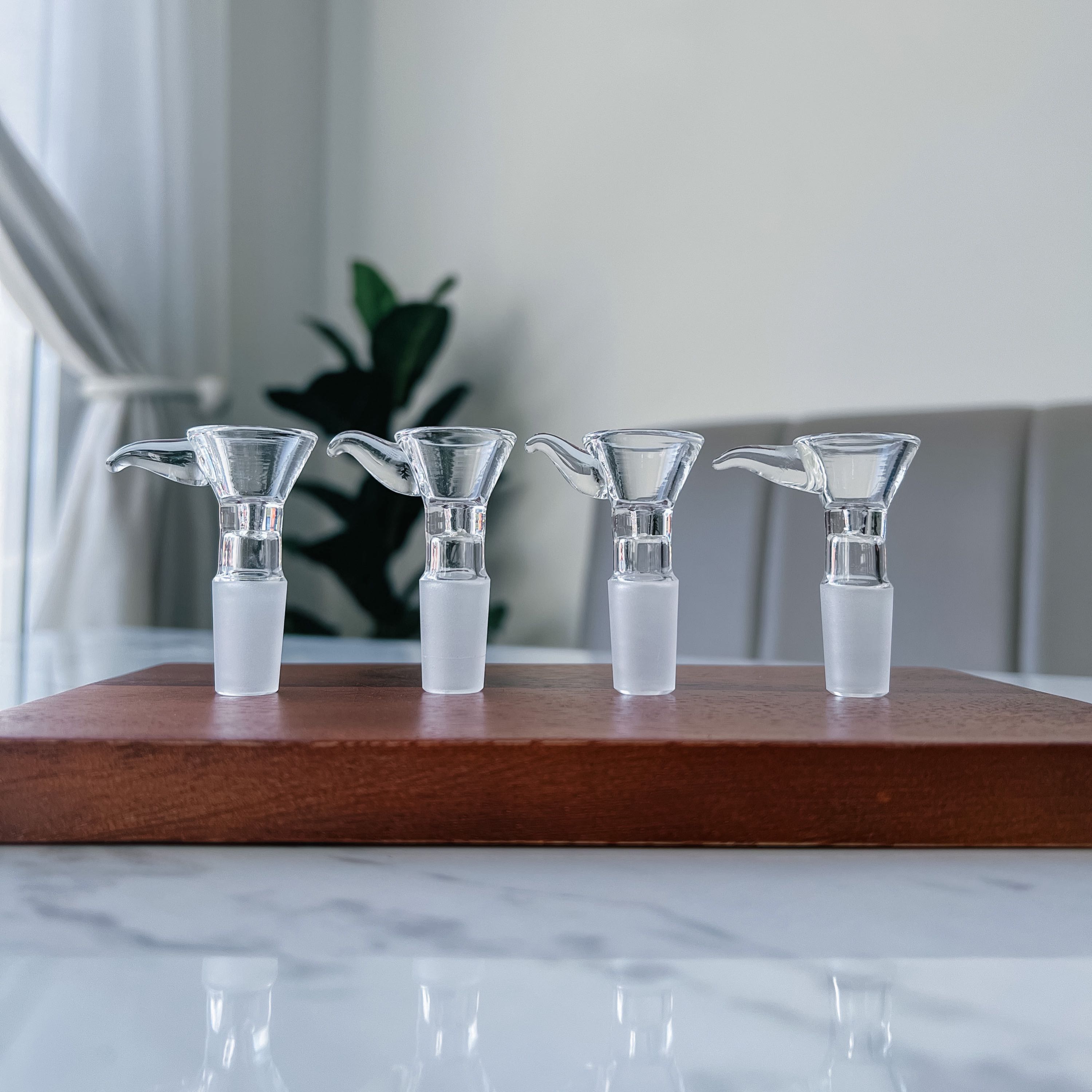 Clear Glass Bowl w/ Horn Handle | 14.5 mm