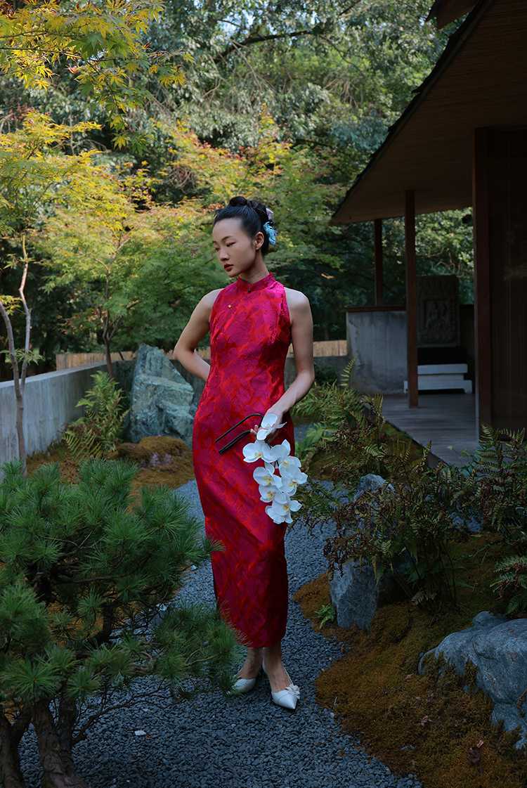 Bright Purple new Chinese retro cheongsam dress